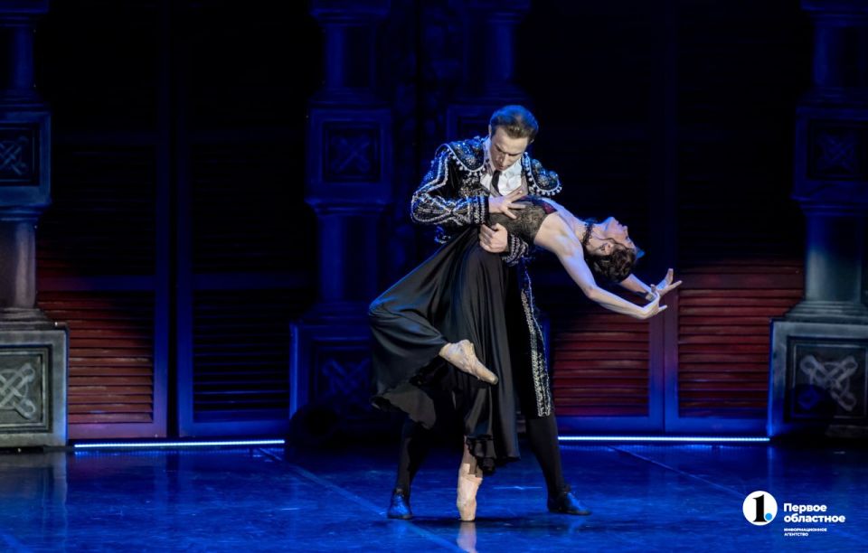 Каждый третий житель Урала выбирает билеты в подарок к 8 Марта