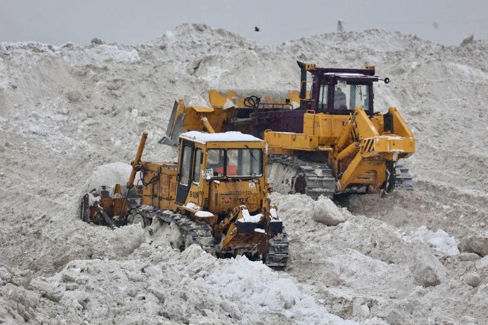 Челябинская снегосвалка приняла за зиму 58 тысяч большегрузов