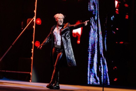 � ���������� ���������� ���, � � ������� �������� ��������� ����: SHAMAN� � ��������� ���� �� ��� ������