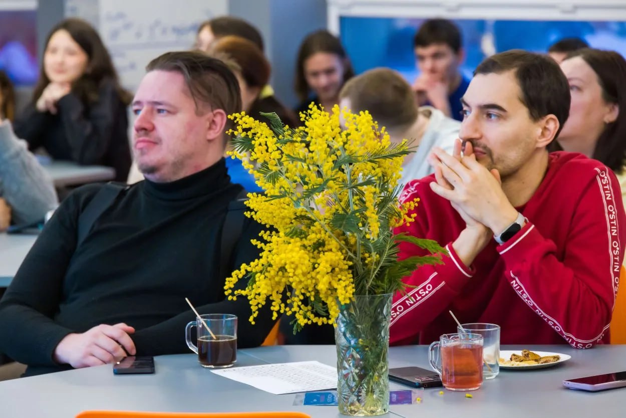 Химик Лилия Коваленко объяснила, почему помаду можно назвать гелем Химик Лилия Коваленко объяснила, почему помаду можно назвать гелем