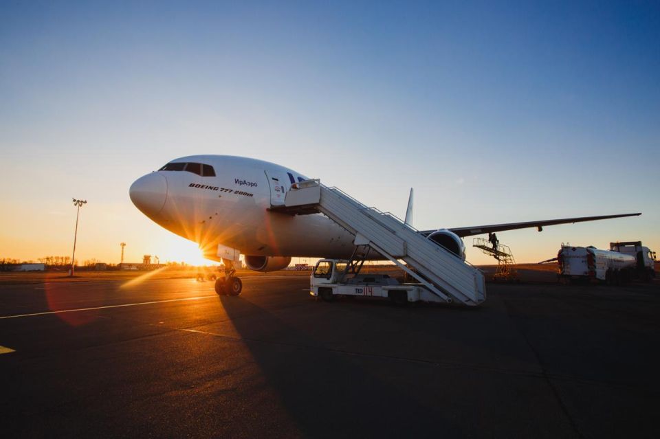 Почти 40% женщин Урала отправятся в путешествие на 8 марта