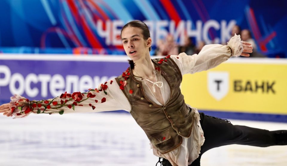 Петр Гуменник и Алиса Двоеглазова победили в финале Гран-при в Челябинске