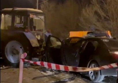 В Магнитогорске бесправник на BMW влетел в трактор: погиб 19-летний пассажир