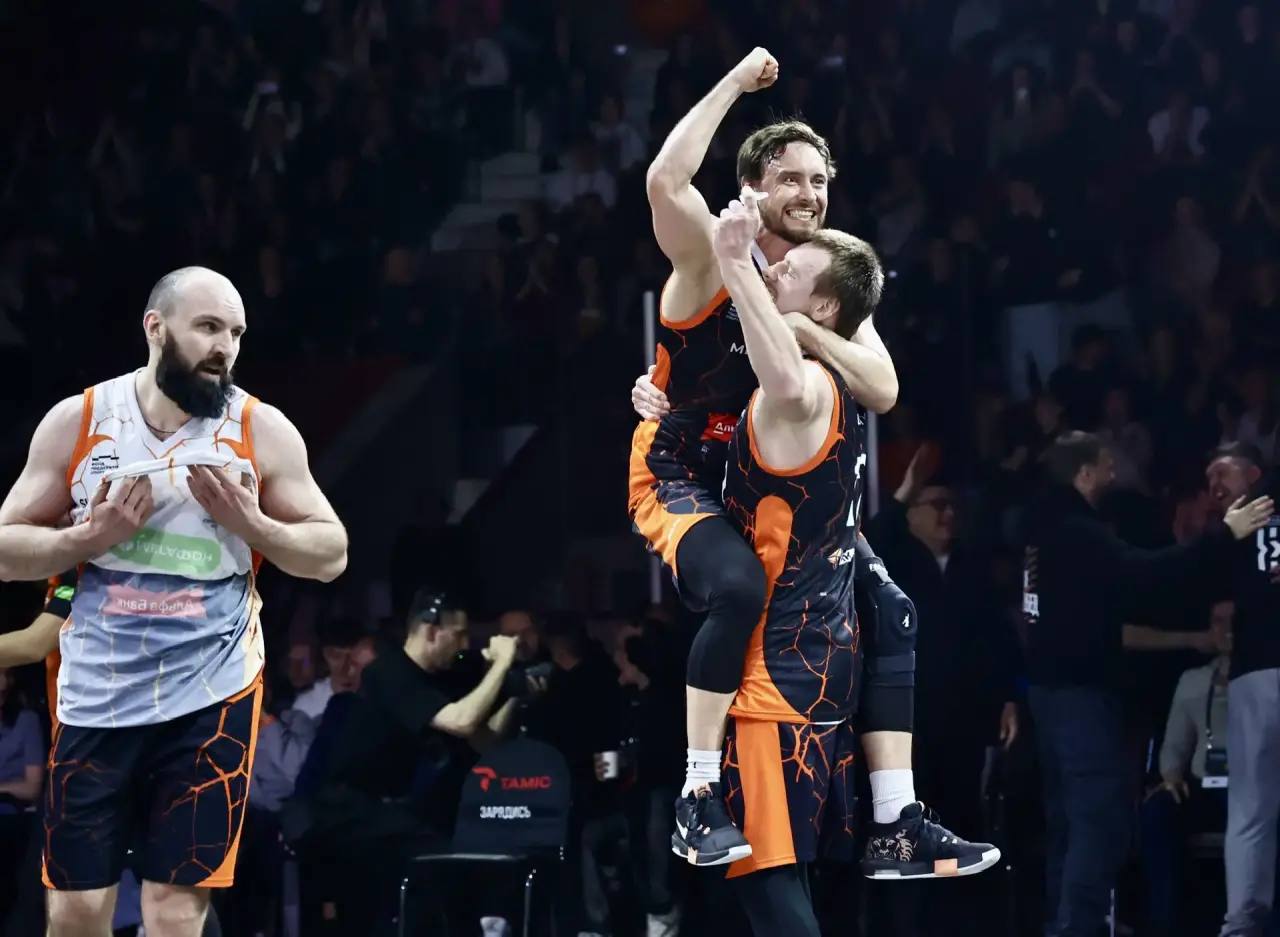 Баскетбол для всех: Челябинск стал площадкой грандиозного турнира Баскетбол для всех: Челябинск стал площадкой грандиозного турнира