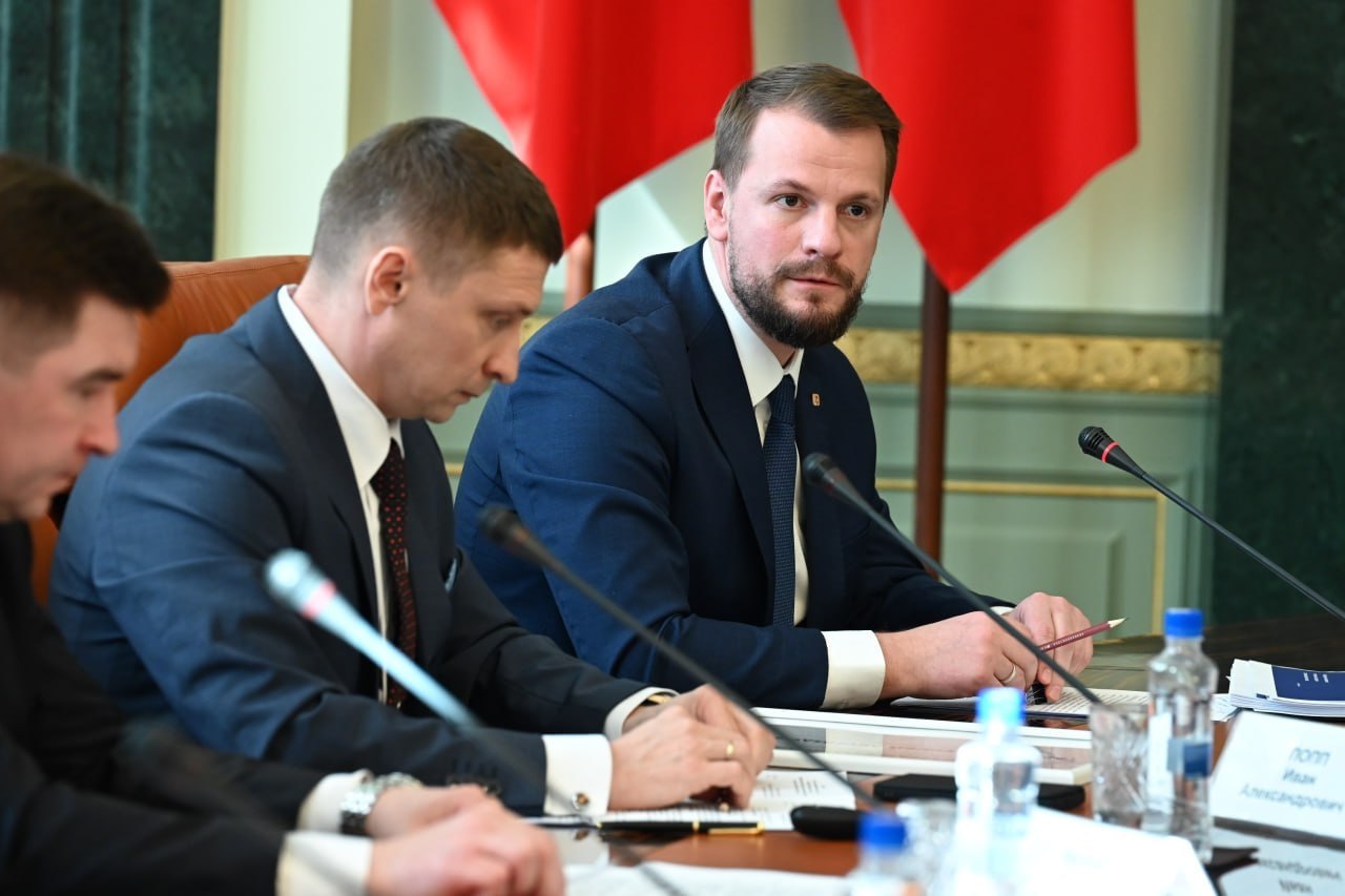 Алексей Текслер провел заседание Наблюдательного совета регионального отделения Российского общества «Знание» Алексей Текслер провел заседание Наблюдательного совета регионального отделения Российского общества «Знание»