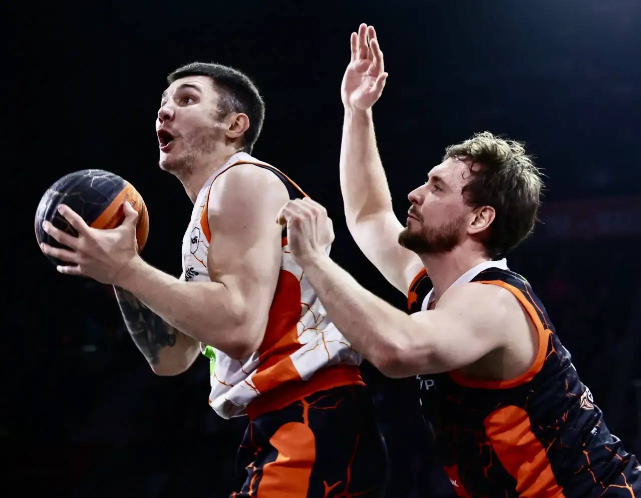 Баскетбол для всех: Челябинск стал площадкой грандиозного турнира Баскетбол для всех: Челябинск стал площадкой грандиозного турнира