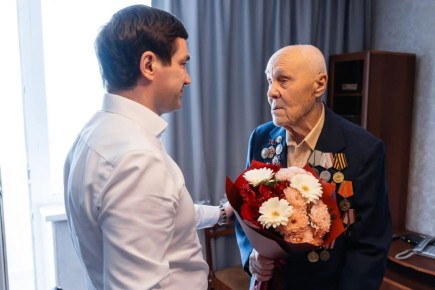 ������� ������ ��������� �������� ����� �� 101-������ � ����������