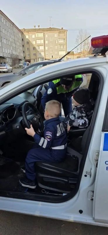 � ������������ ���������� ���������������� ��������� 6-������� ��������, ���������� � ������ � �������