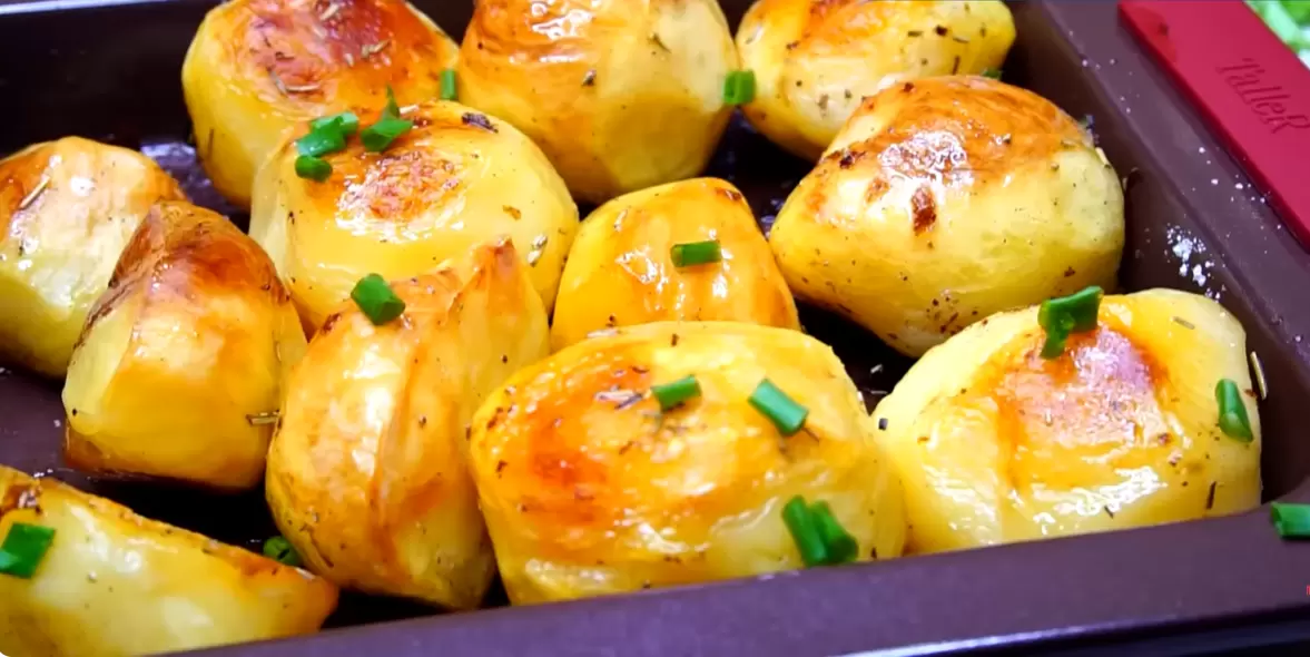 Приготовление картофеля в духовке: восхитительная хрустящая корочка