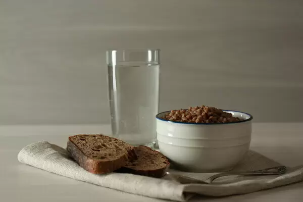 Как избежать переплат при постном питании