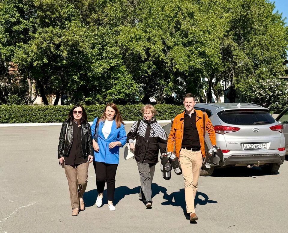 ИЗБИРАТЕЛЬНАЯ СИСТЕМА ЮЖНОГО УРАЛА ПЕРЕДАЛА НОВУЮ ПАРТИЮ ТЕХНИКИ БОЙЦАМ СВО ИЗБИРАТЕЛЬНАЯ СИСТЕМА ЮЖНОГО УРАЛА ПЕРЕДАЛА НОВУЮ ПАРТИЮ ТЕХНИКИ БОЙЦАМ СВО