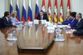Алексей Текслер обсудил соцподдержку с новым управляющим отделением СФР по Челябинской области