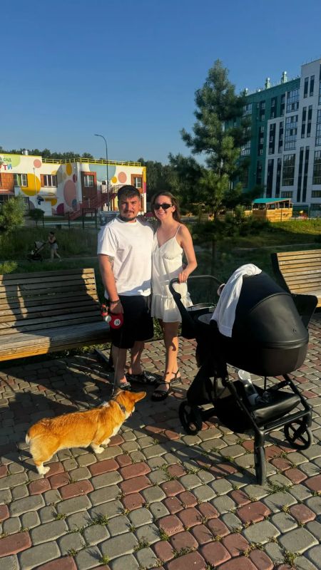 ВСЕ ПРИХОДИТ И УХОДИТ, А СЕМЬЯ ОСТАЕТСЯ НАВСЕГДА ВСЕ ПРИХОДИТ И УХОДИТ, А СЕМЬЯ ОСТАЕТСЯ НАВСЕГДА