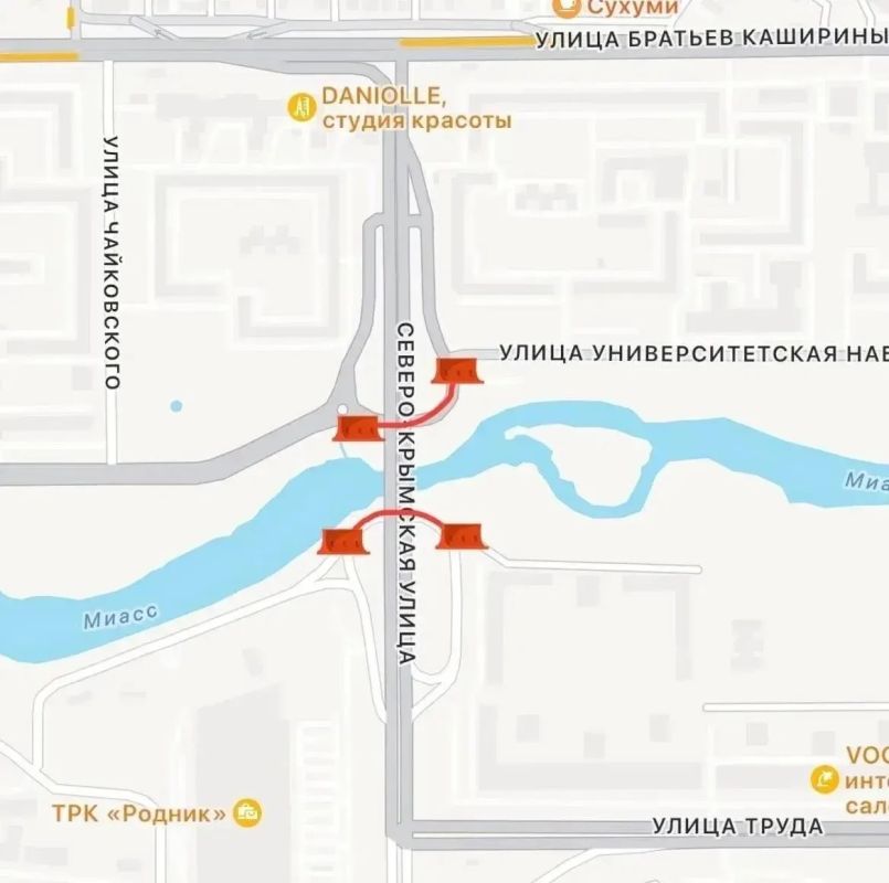 Проезды под мостом у «Родника» закрыли из-за подъема воды