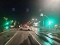 Полицейский врезался в сломавшийся автомобиль в Челябинске