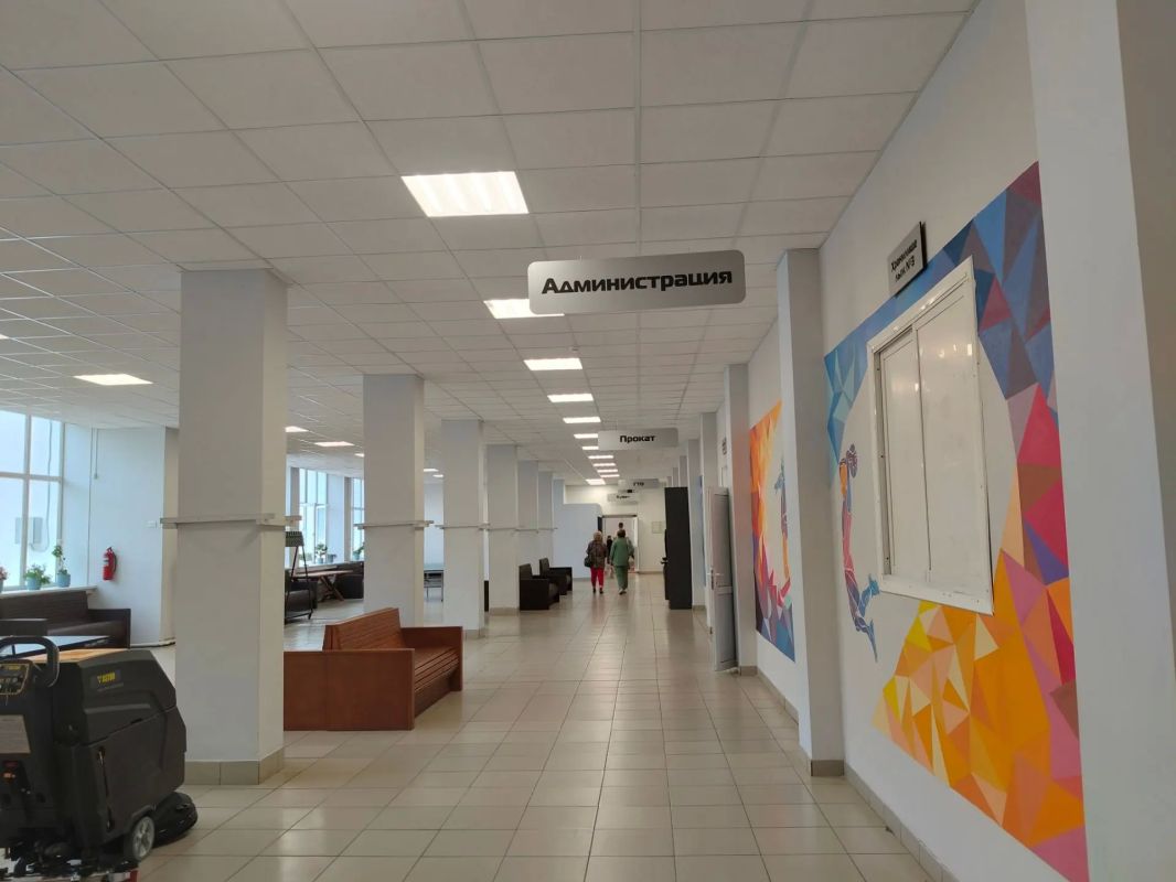 Это же Лыжная база в городском бору - культовый спортивный объект для нескольких поколений спортсменов! Теперь это еще и отремонтированный объект! Промежуточные результаты ремонта мы оцениваем вместе с губернатором Алексеем... Это же Лыжная база в городском бору - культовый спортивный объект для нескольких поколений спортсменов! Теперь это еще и отремонтированный объект! Промежуточные результаты ремонта мы оцениваем вместе с губернатором Алексеем...