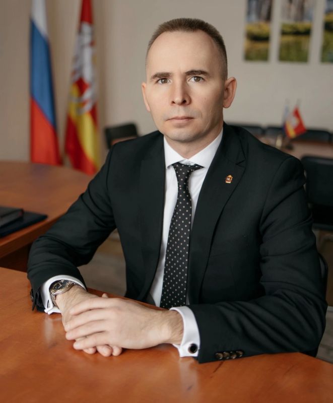 В отставку отправили министра ЖКХ региона Людмилы Алпатовой В отставку отправили министра ЖКХ региона Людмилы Алпатовой