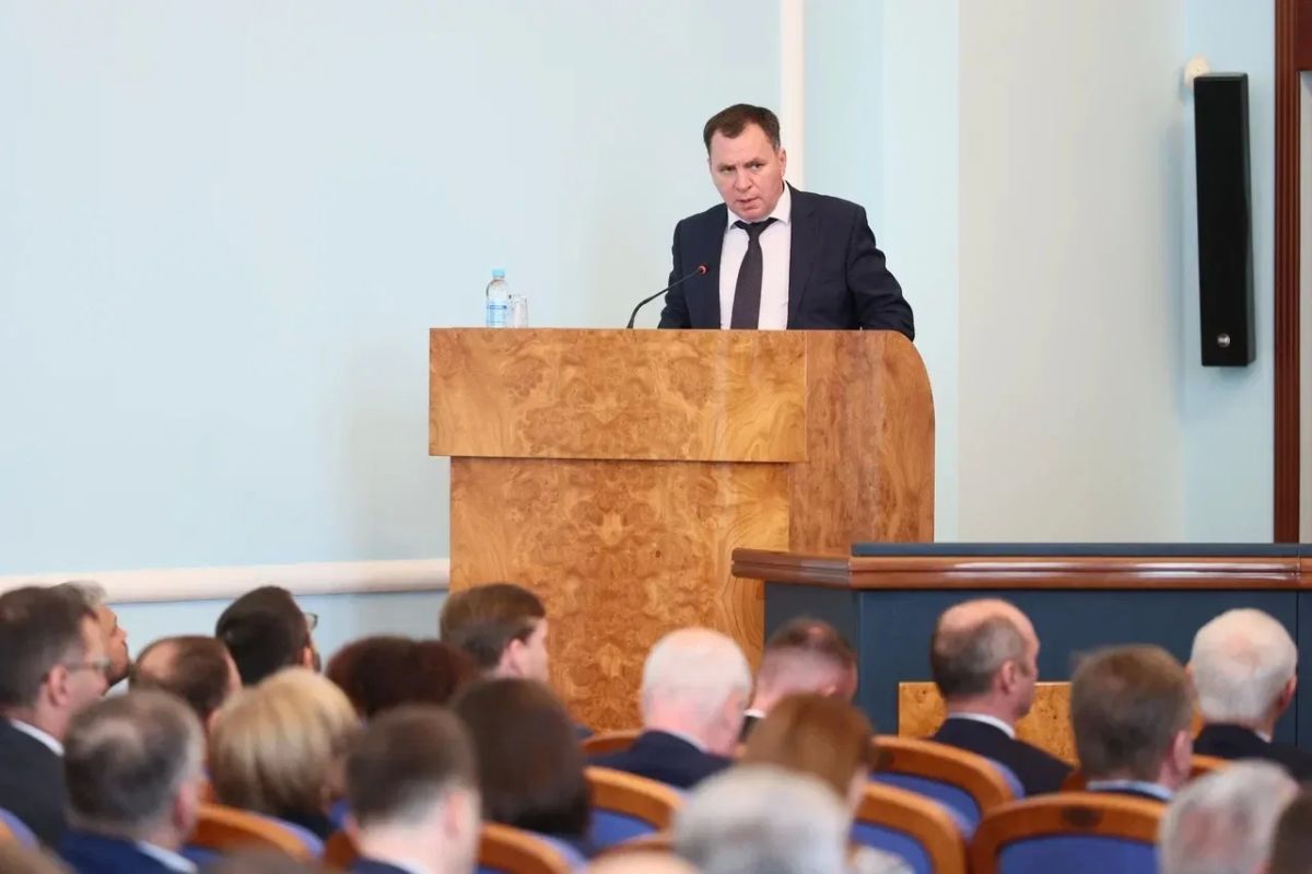 Алексей Текслер провел областное совещание Алексей Текслер провел областное совещание