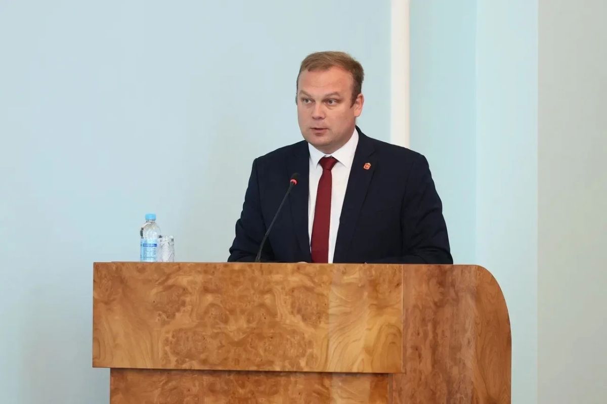 Алексей Текслер провел областное совещание Алексей Текслер провел областное совещание