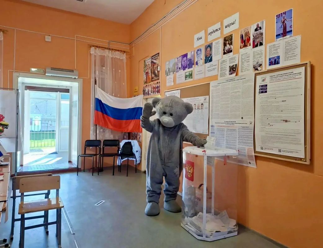СРОЧНО: Плюшевые захватили избирком! СРОЧНО: Плюшевые захватили избирком!