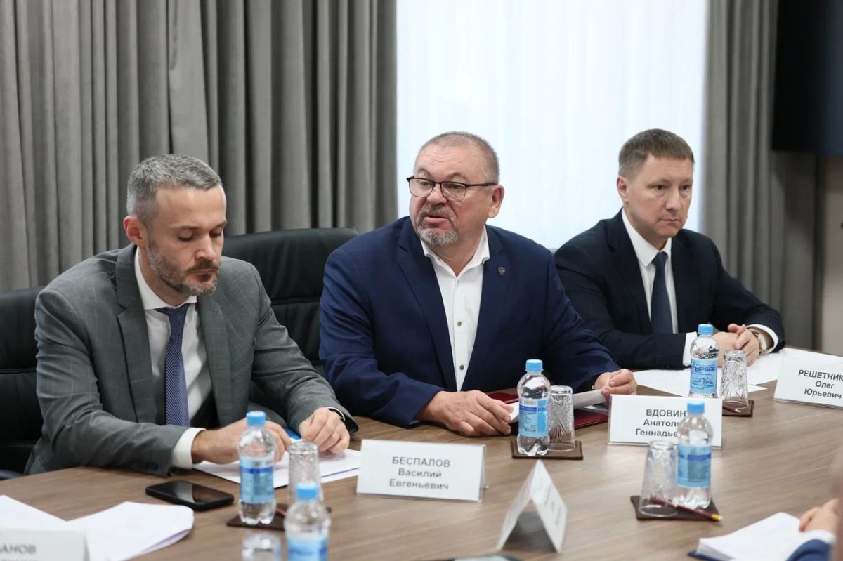 Алексей Текслер провел личный прием граждан в приемной Президента России в Челябинской области Алексей Текслер провел личный прием граждан в приемной Президента России в Челябинской области
