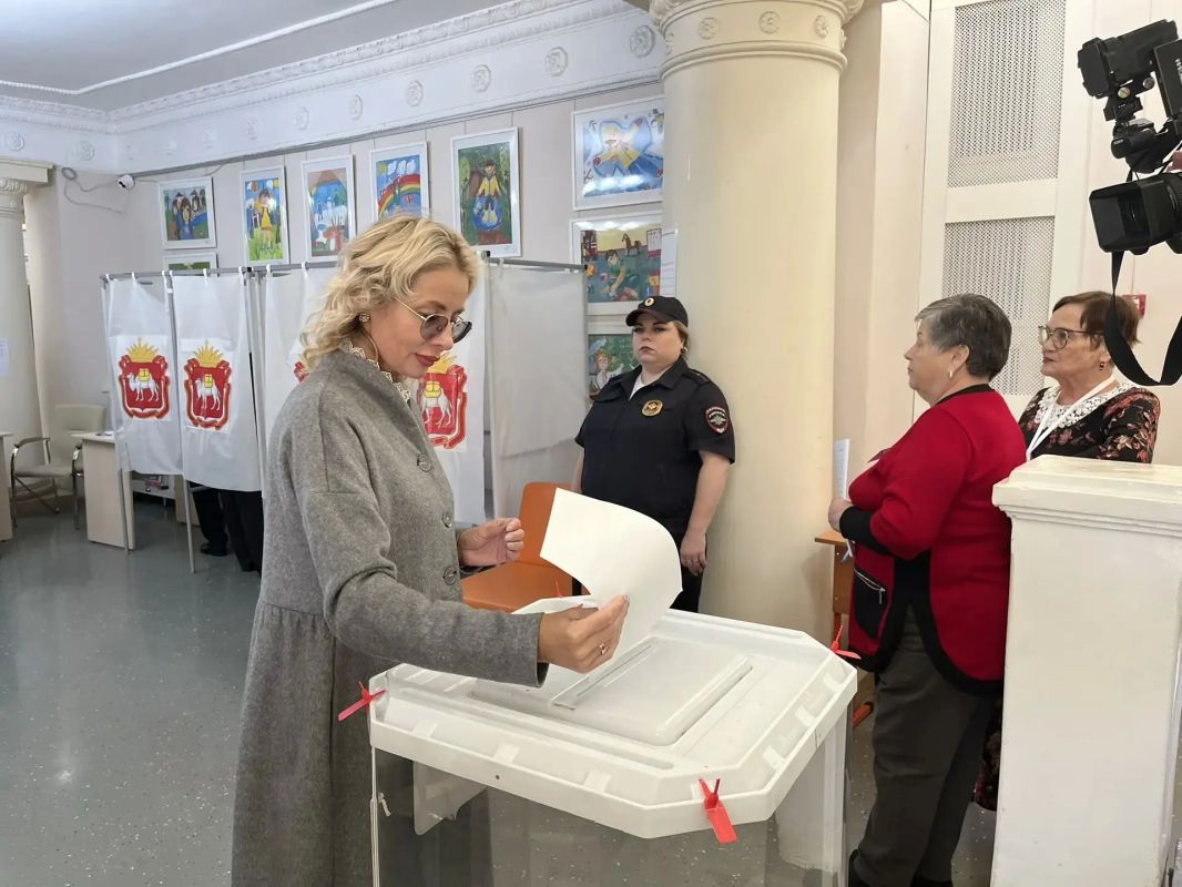 В Копейске продолжается голосование на выборах в Государственную думу В Копейске продолжается голосование на выборах в Государственную думу