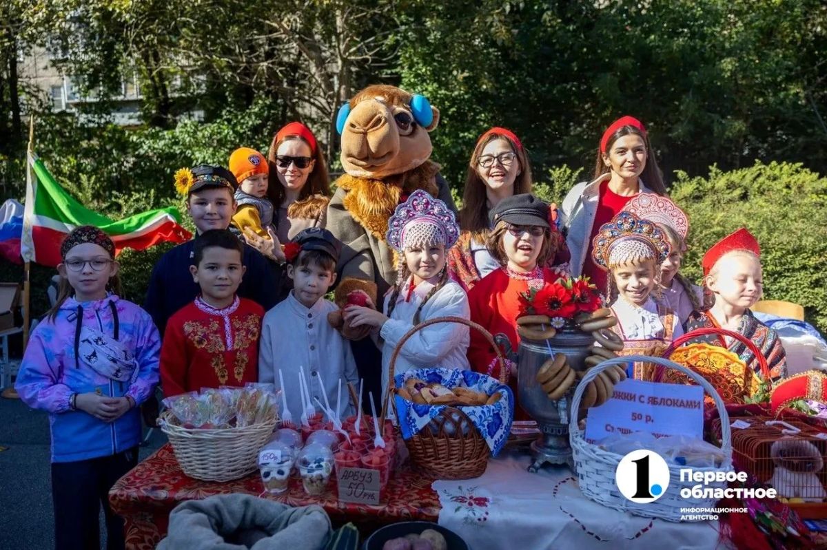Челябинске в день выборов благотворительную ярмарку посвятили Году единства народов Челябинске в день выборов благотворительную ярмарку посвятили Году единства народов