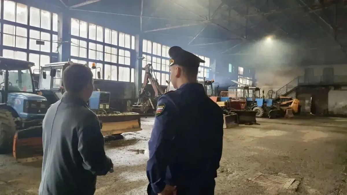 Прокуратура Златоуста проверила готовность города к содержанию дорог в зимний период Прокуратура Златоуста проверила готовность города к содержанию дорог в зимний период
