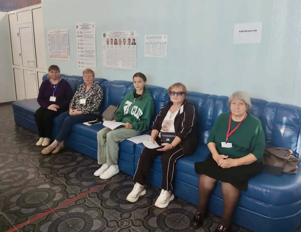 ХОД ГОЛОСОВАНИЯ КОНТРОЛИРУЮТ НАБЛЮДАТЕЛИ ХОД ГОЛОСОВАНИЯ КОНТРОЛИРУЮТ НАБЛЮДАТЕЛИ
