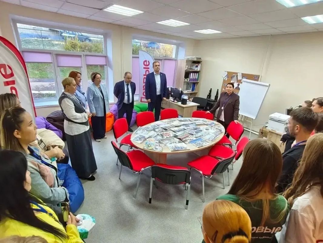 В Кусинском округе открылось молодёжное пространство «ДВИЖ» В Кусинском округе открылось молодёжное пространство «ДВИЖ»