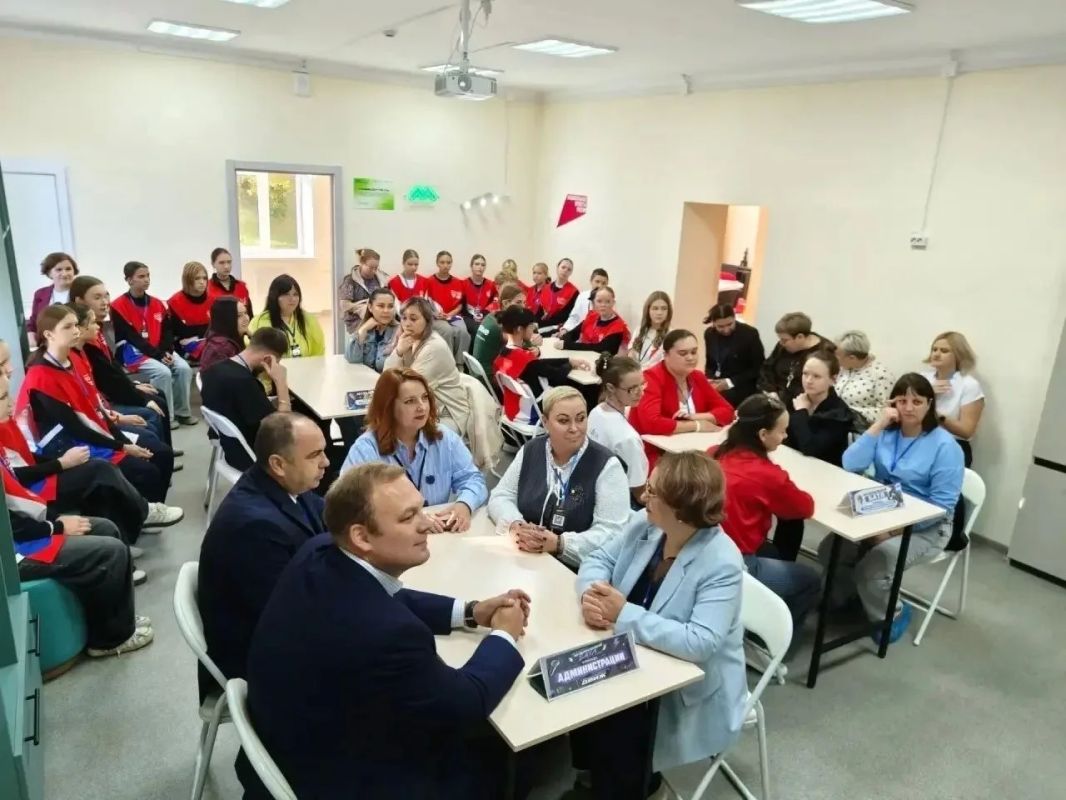 В Кусинском округе открылось молодёжное пространство «ДВИЖ» В Кусинском округе открылось молодёжное пространство «ДВИЖ»