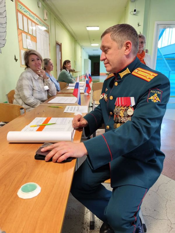«Спасибо вам» Александр Гриб поблагодарил коллег за участие в выборах «Спасибо вам» Александр Гриб поблагодарил коллег за участие в выборах