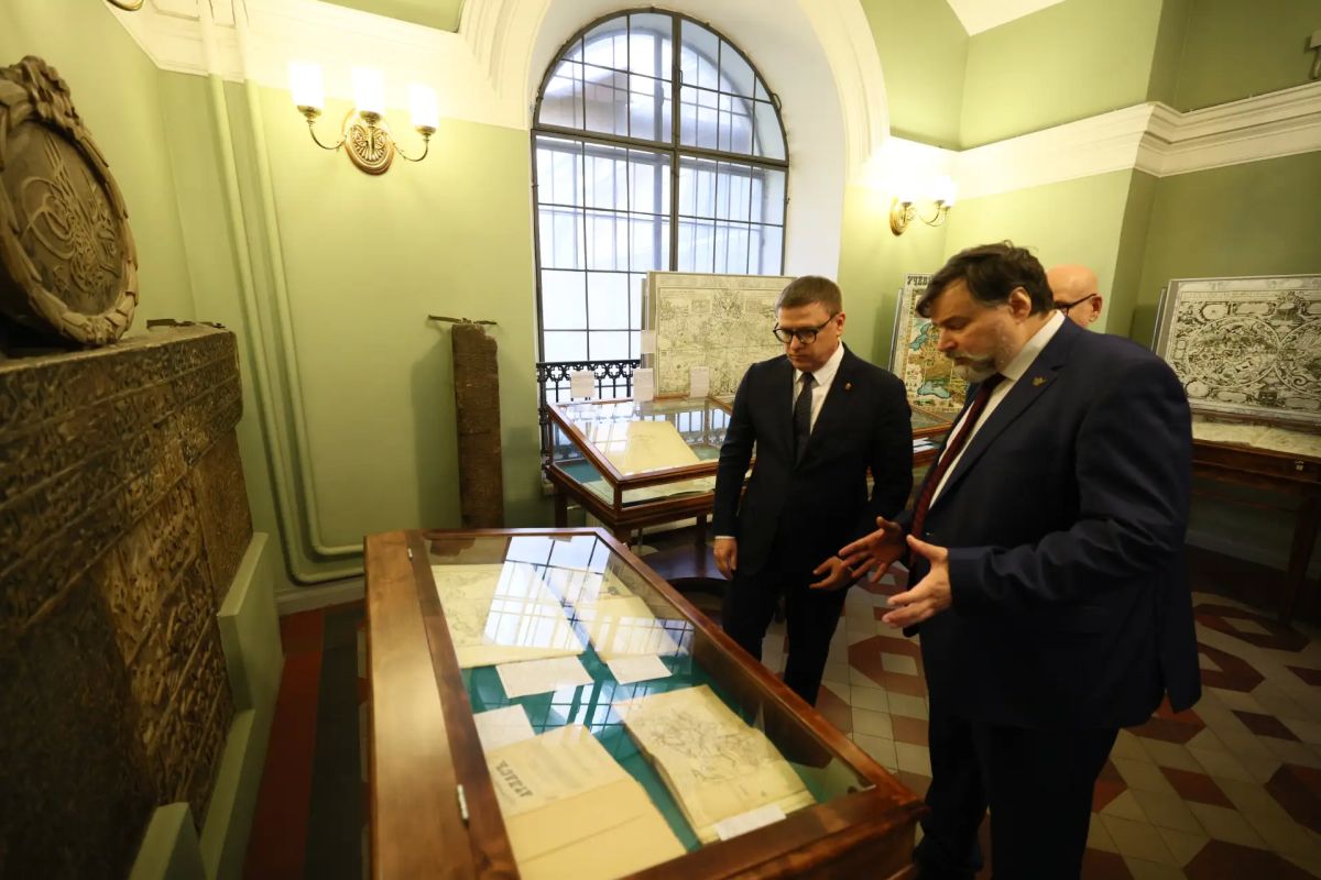 Алексею Текслеру представили уникальные фонды Российской национальной библиотеки Алексею Текслеру представили уникальные фонды Российской национальной библиотеки