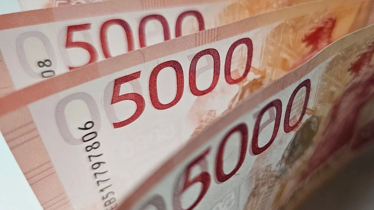 Челябинец потерял 1,7 млн рублей при покупке автомобиля из-за границы