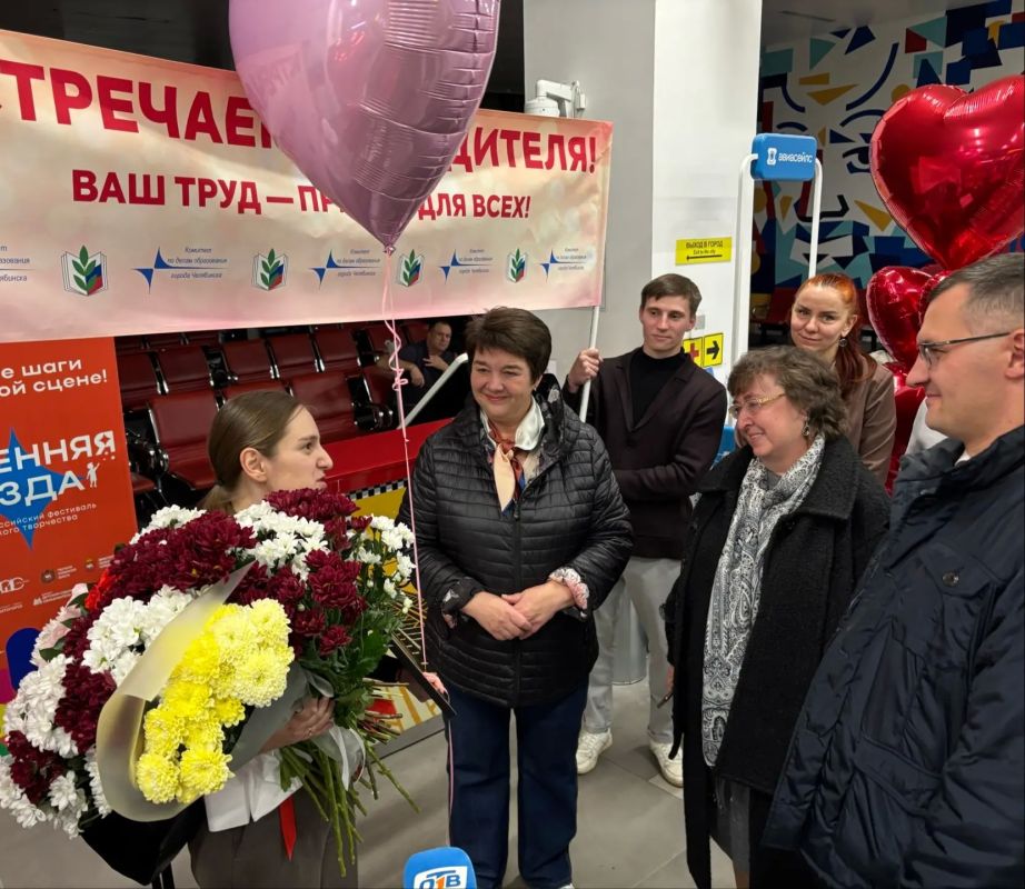 В Челябинске торжественно встретили абсолютного победителя конкурса «Сердце отдаю детям» В Челябинске торжественно встретили абсолютного победителя конкурса «Сердце отдаю детям»