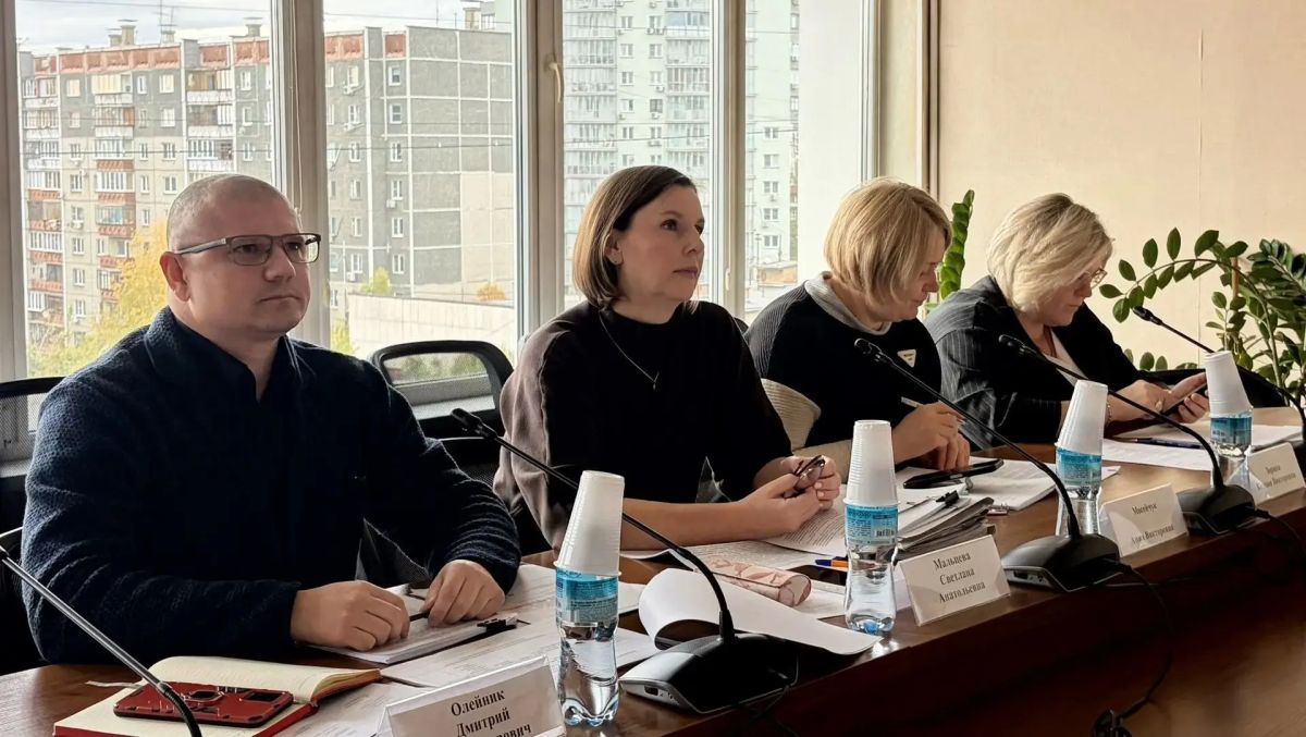 В Министерстве социальных отношений Челябинской области состоялось заседание Общественного совета В Министерстве социальных отношений Челябинской области состоялось заседание Общественного совета