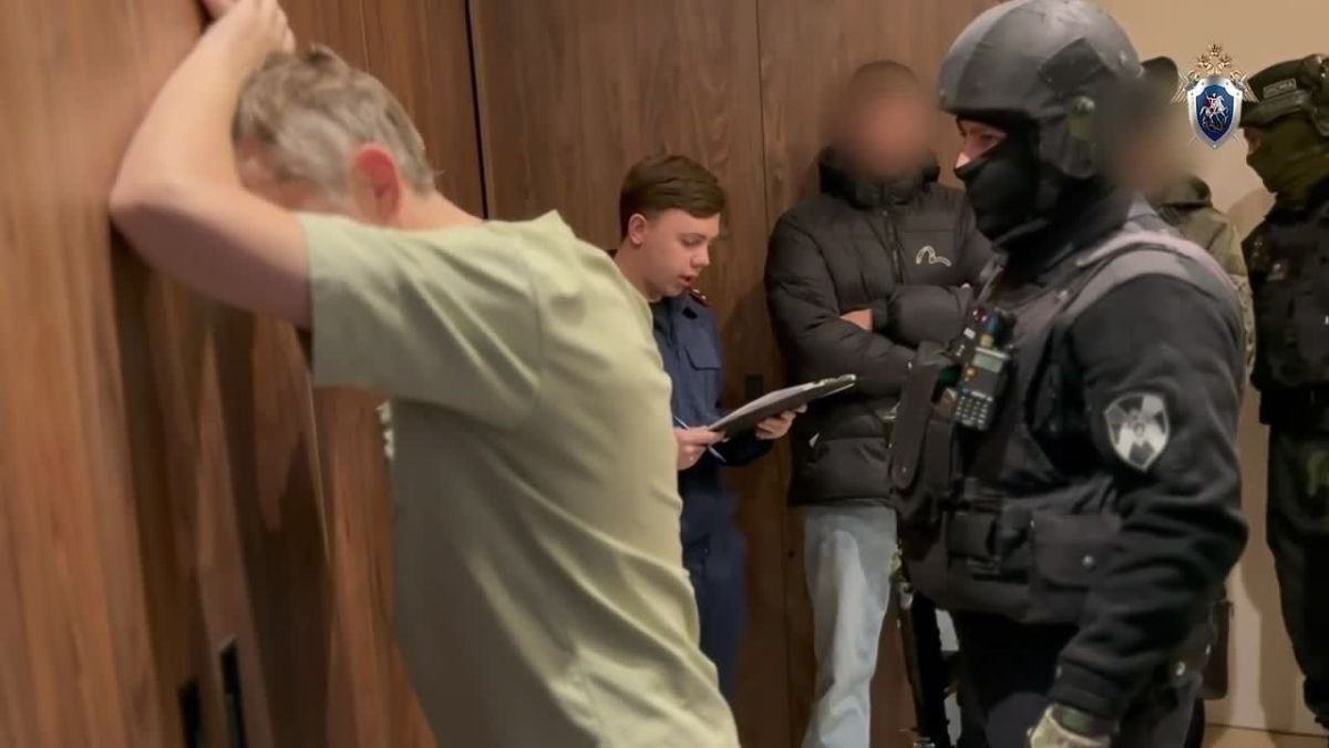 В Магнитогорске задержали замдиректора "Управления капитального строительства"