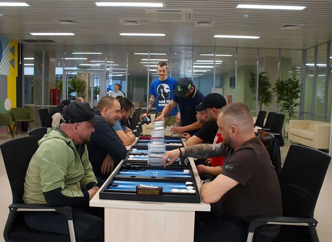 Государственный фонд «Защитники Отечества» продолжает комплексную работу по возвращению участников СВО к полноценной мирной жизни Государственный фонд «Защитники Отечества» продолжает комплексную работу по возвращению участников СВО к полноценной мирной жизни