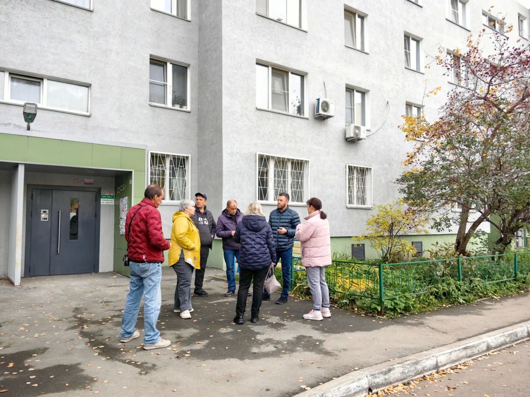 Контроль не бывает лишним. На днях мы рассказывали, что делать, если в процессе капитального ремонта произошла протечка кровли Контроль не бывает лишним. На днях мы рассказывали, что делать, если в процессе капитального ремонта произошла протечка кровли