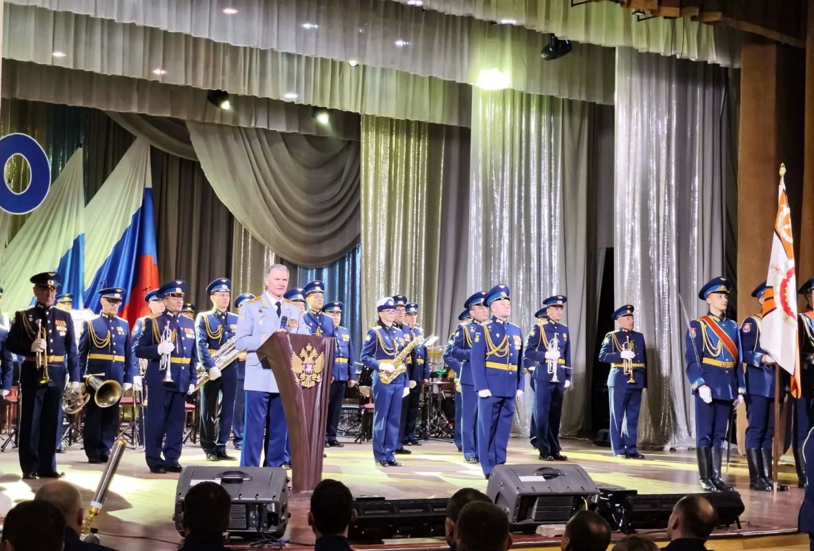 Единственное в стране: штурманскому училищу Южного Урала - 90 лет Единственное в стране: штурманскому училищу Южного Урала - 90 лет