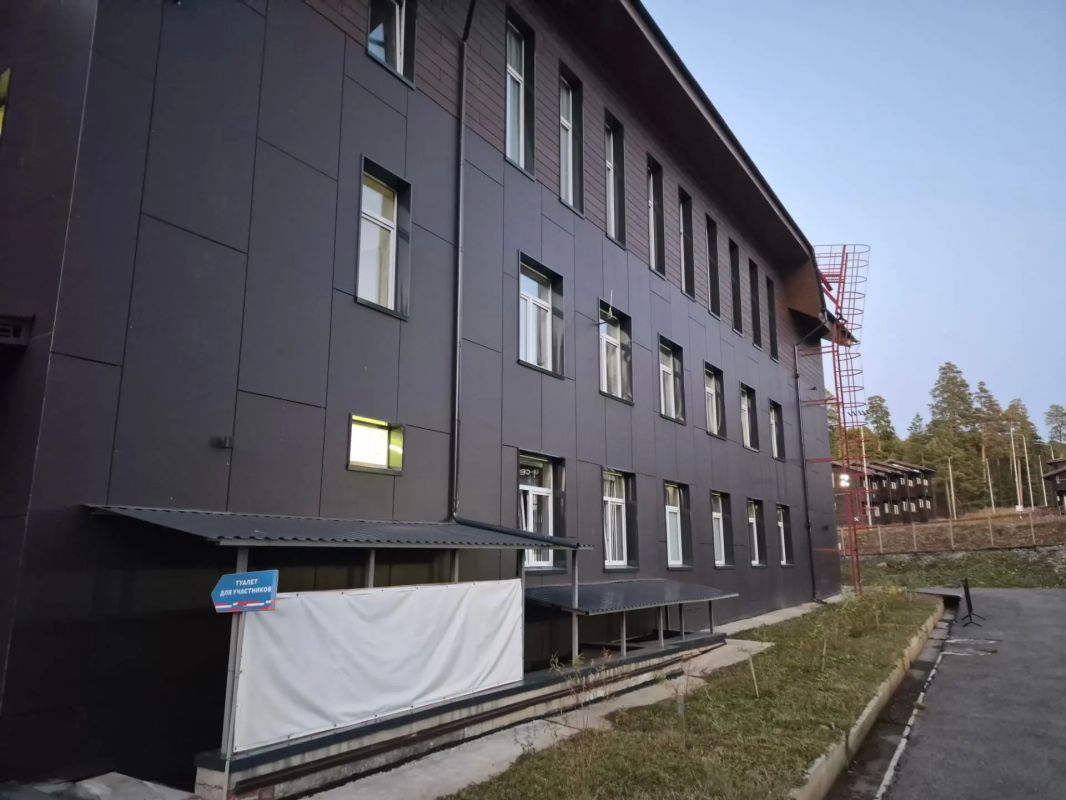 В рамках рабочего визита в Златоуст первый заместитель губернатора Станислав Мошаров провел совещание по подготовке к предстоящему финалу Кубка России по биатлону, который пройдёт в марте следующего года на территории...