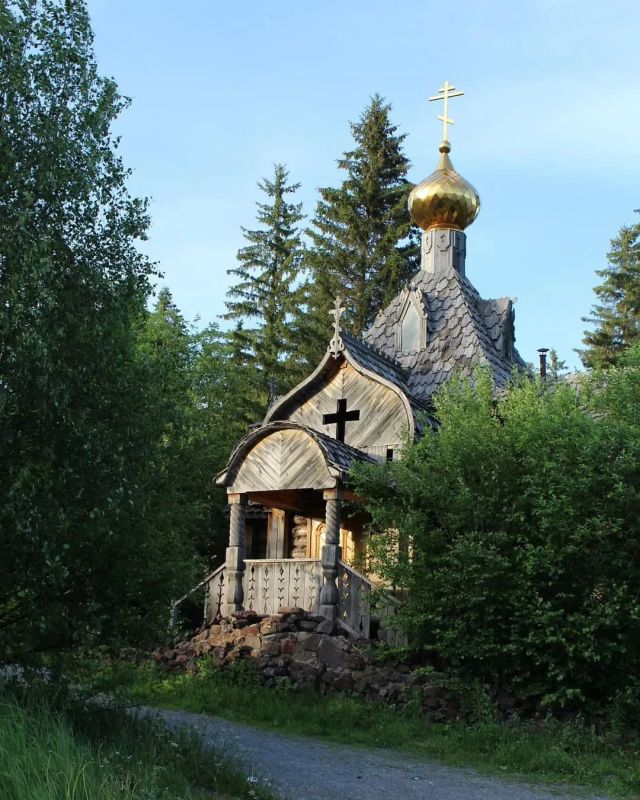 Осень этого года радует южноуральцев необыкновенно теплой погодой Осень этого года радует южноуральцев необыкновенно теплой погодой