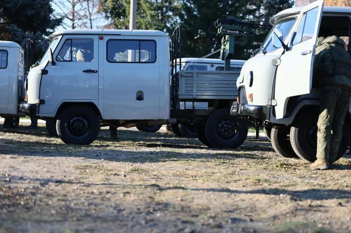 Бойцам отряда БАРС вручили новую партию техники и оборудования Бойцам отряда БАРС вручили новую партию техники и оборудования