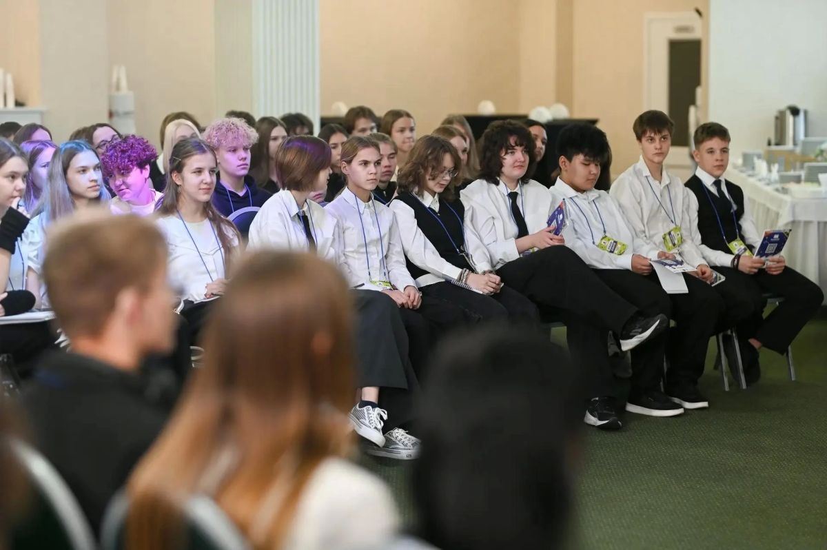 Челябинские школьники снимут фильмы о врачах и волонтерах Челябинские школьники снимут фильмы о врачах и волонтерах
