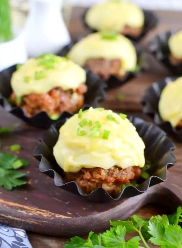 Сытные котлеты с картофельным пюре и сыром: невероятный комфорт на вашем столе