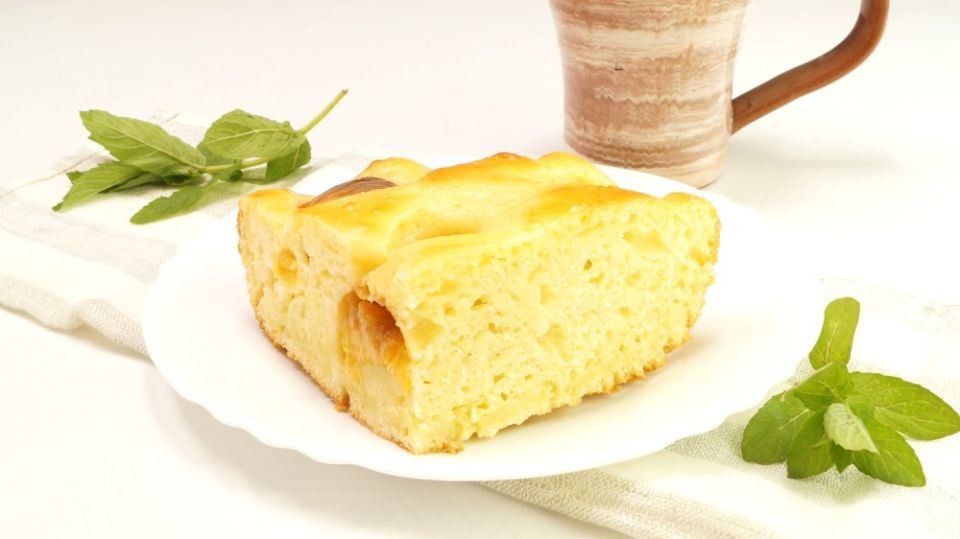 Что приготовить к чаю быстро и вкусно? Пышный пирог с абрикосами на кефире